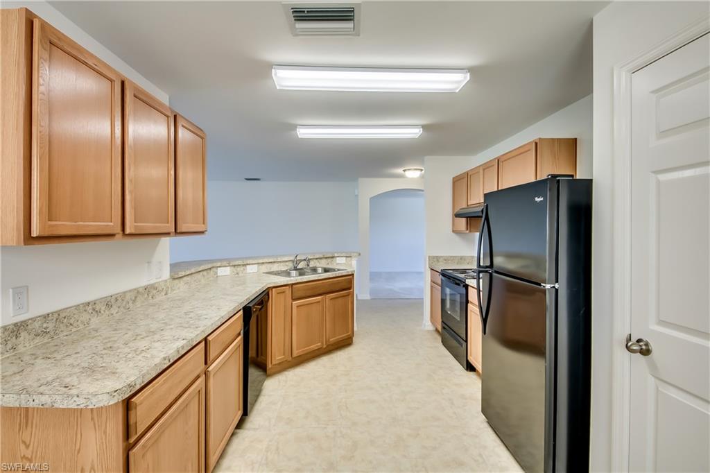 SHADOW LAKES - Residential