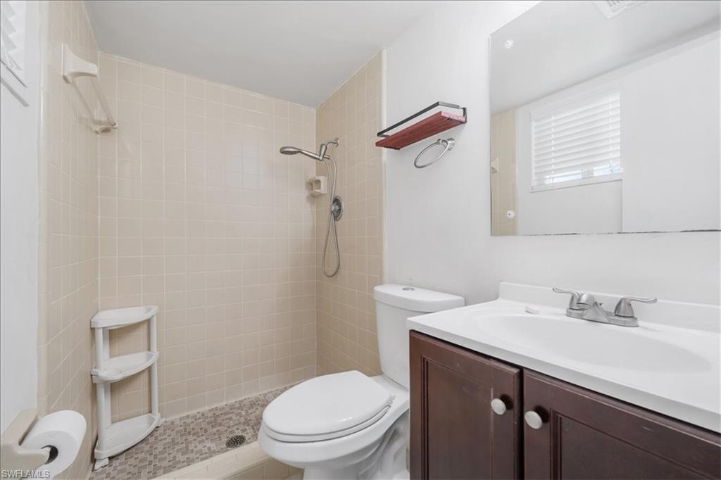 FAIRWAYS CONDO - Residential