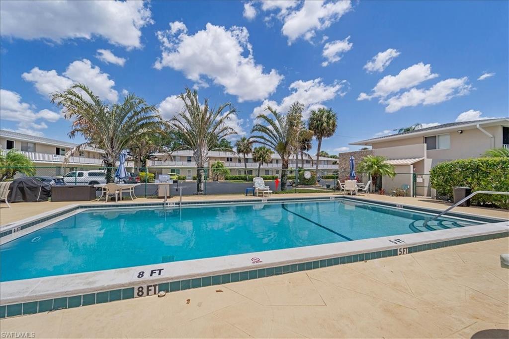 FAIRWAYS CONDO - Residential