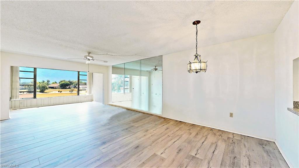 SEVEN LAKES - Residential