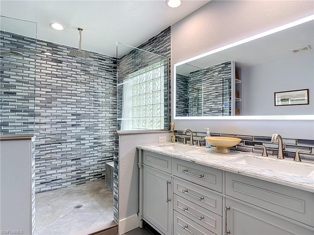 HERONS GLEN - Residential Lease