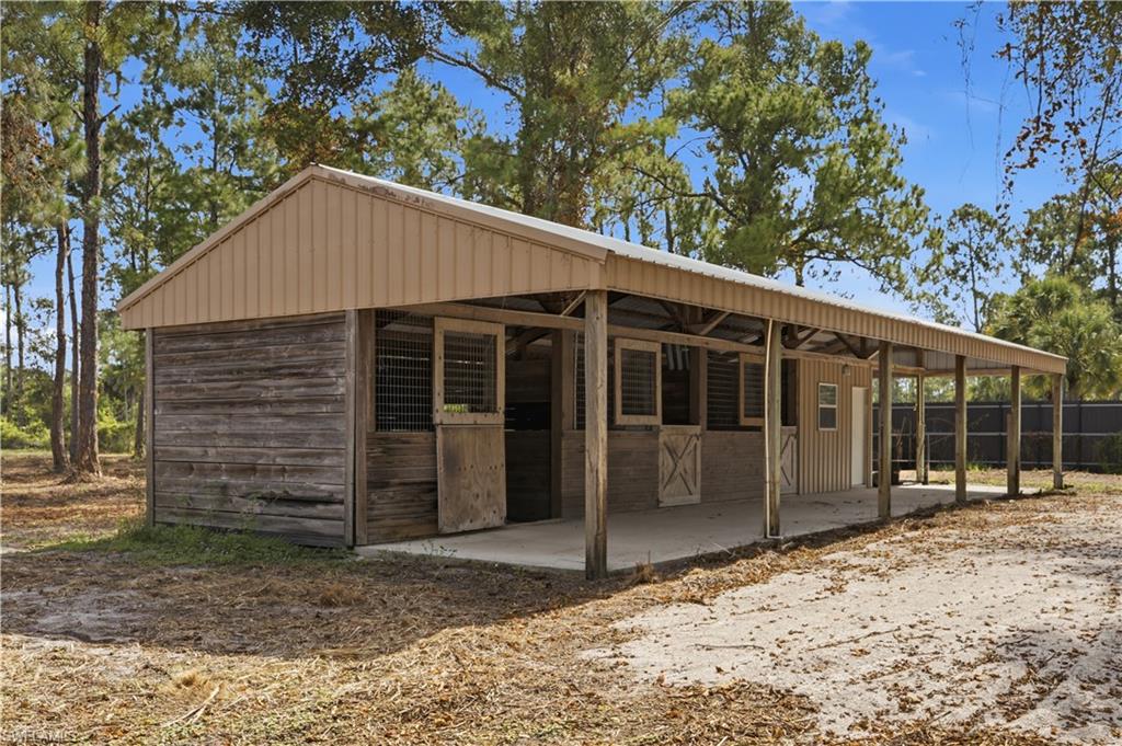 GOLDEN GATE ESTATES - Residential