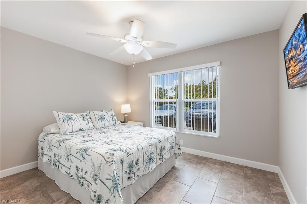 DAVIS LAKE CONDO - Residential