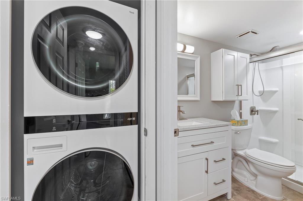 DAVIS LAKE CONDO - Residential