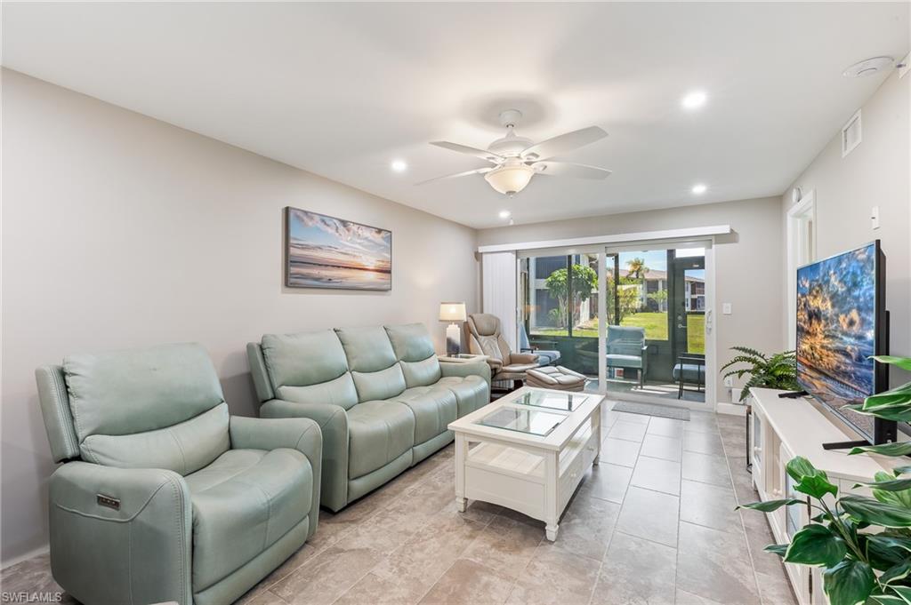 DAVIS LAKE CONDO - Residential