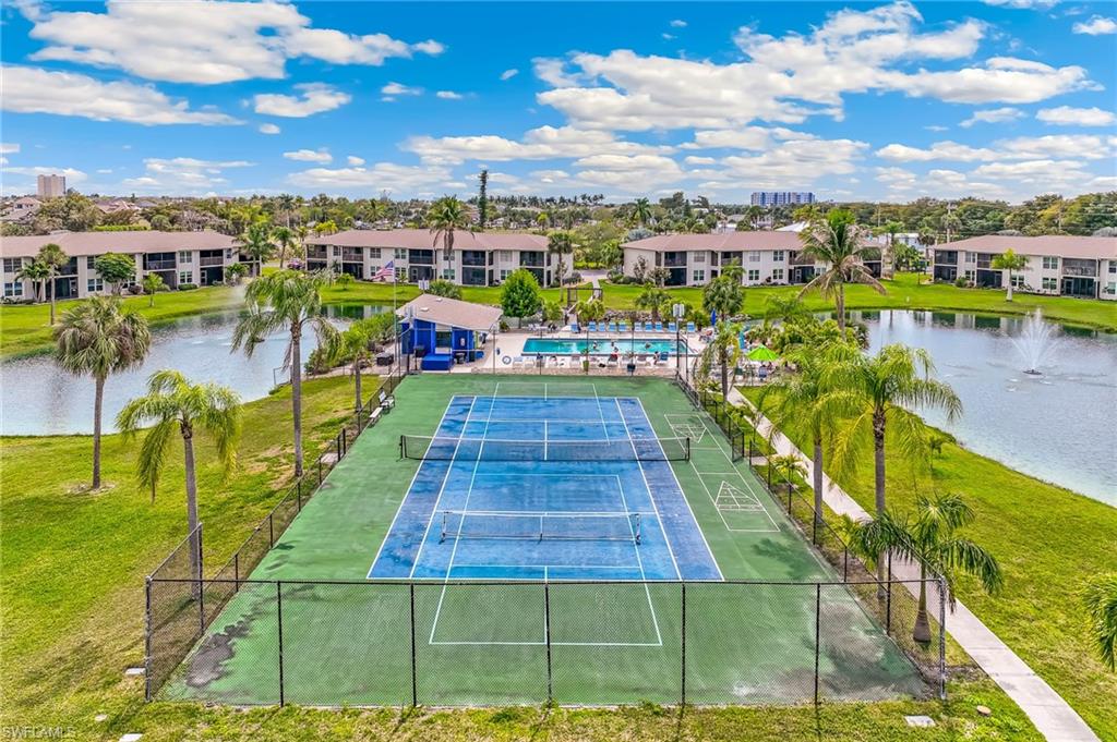 DAVIS LAKE CONDO - Residential