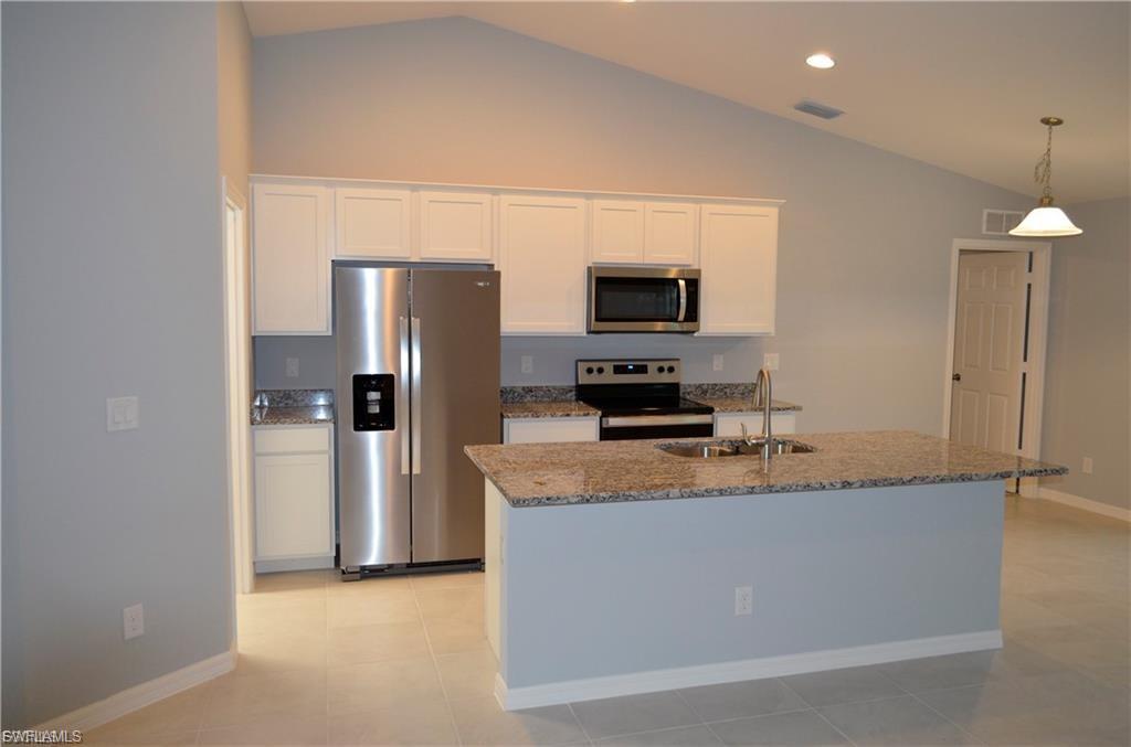 CAPE CORAL - Residential Lease