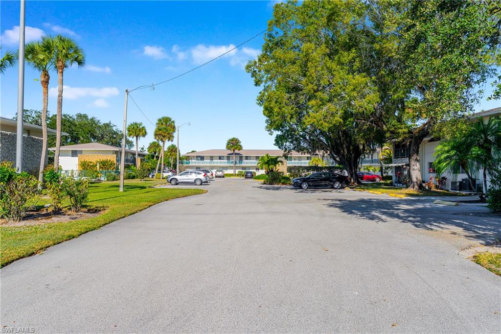 FAIRWAYS CONDO - Residential