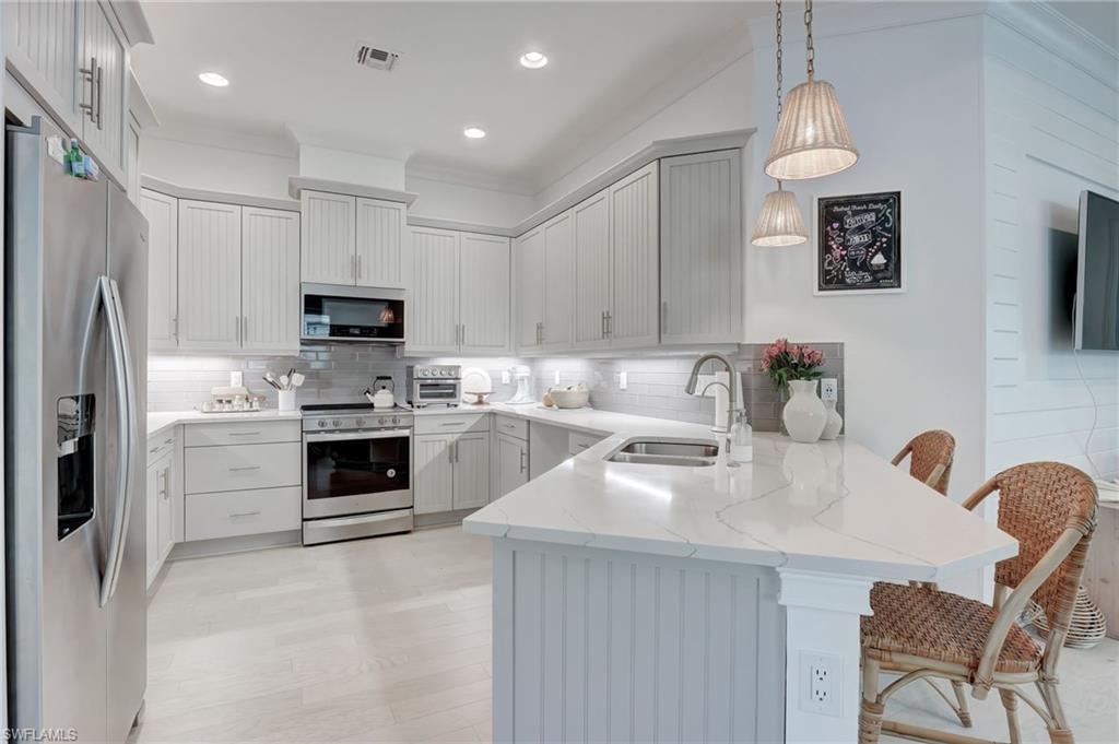 ISLES OF COLLIER PRESERVE - Residential
