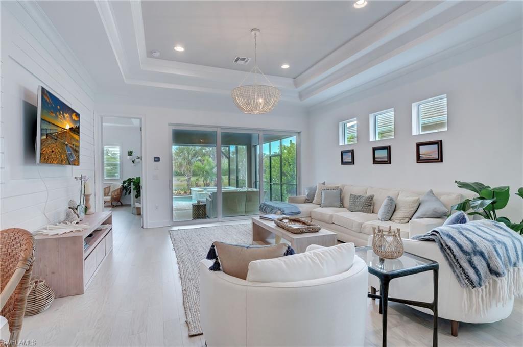 ISLES OF COLLIER PRESERVE - Residential