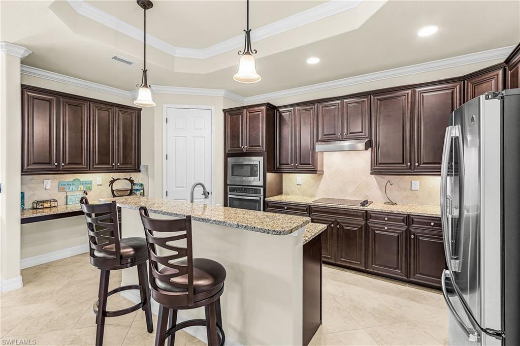 BONITA NATIONAL GOLF AND COUNTRY CLUB - Residential