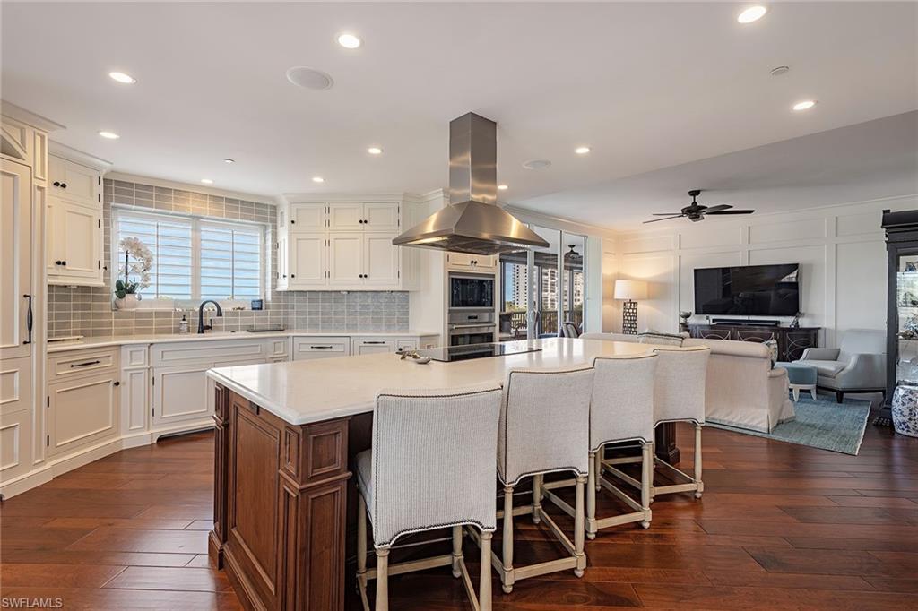 BILTMORE AT BAY COLONY - Residential