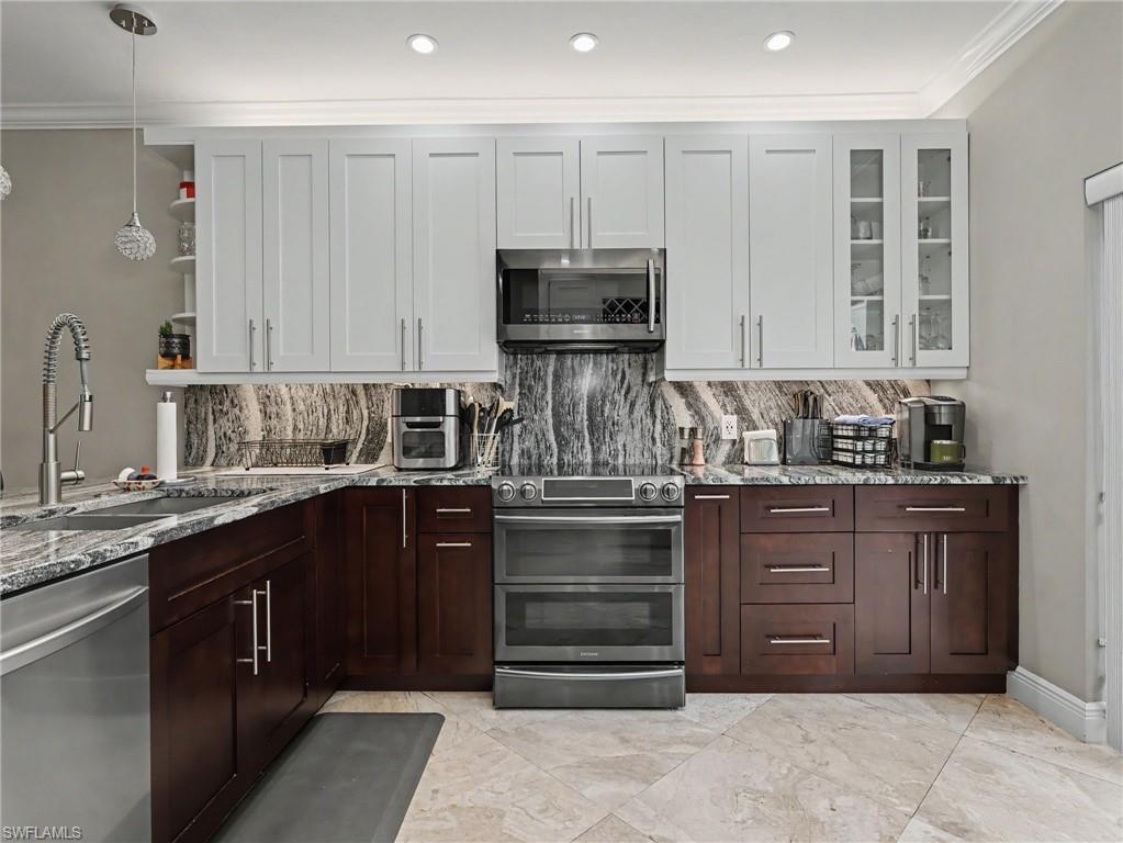 CYPRESS GLEN VILLAGE - Residential