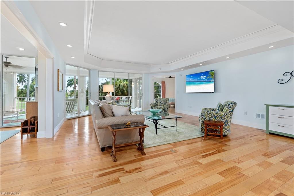 MONTCLAIR - Residential