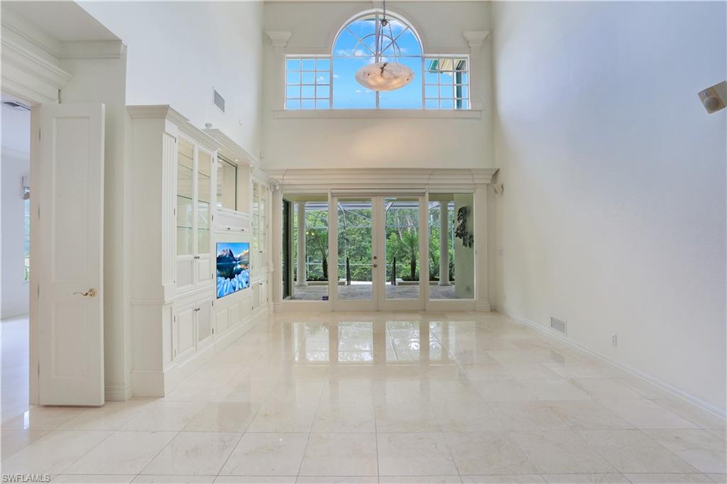 VIZCAYA AT BAY COLONY - Residential