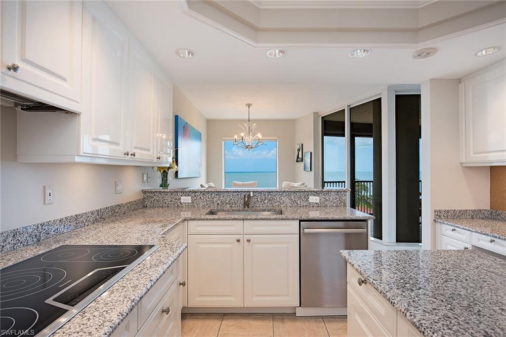 REMINGTON AT BAY COLONY - Residential