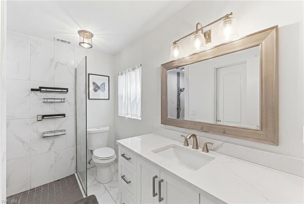 SANDY HOLLOW - Residential