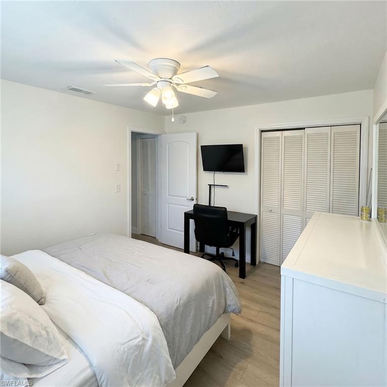 SANDY HOLLOW - Residential