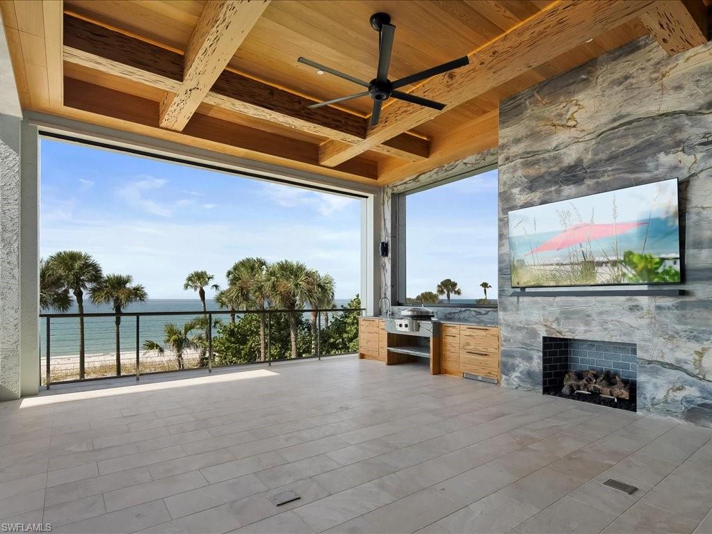 STRAND AT BAY COLONY - Residential