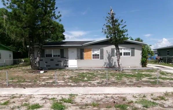 SABAL PALM GARDENS - Residential