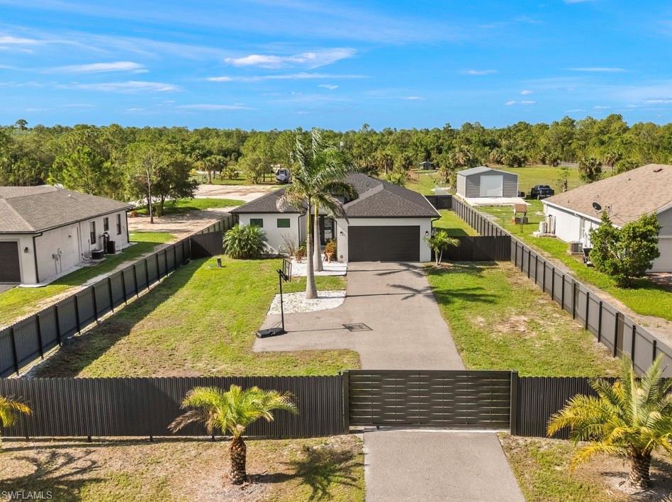 GOLDEN GATE ESTATES - Residential