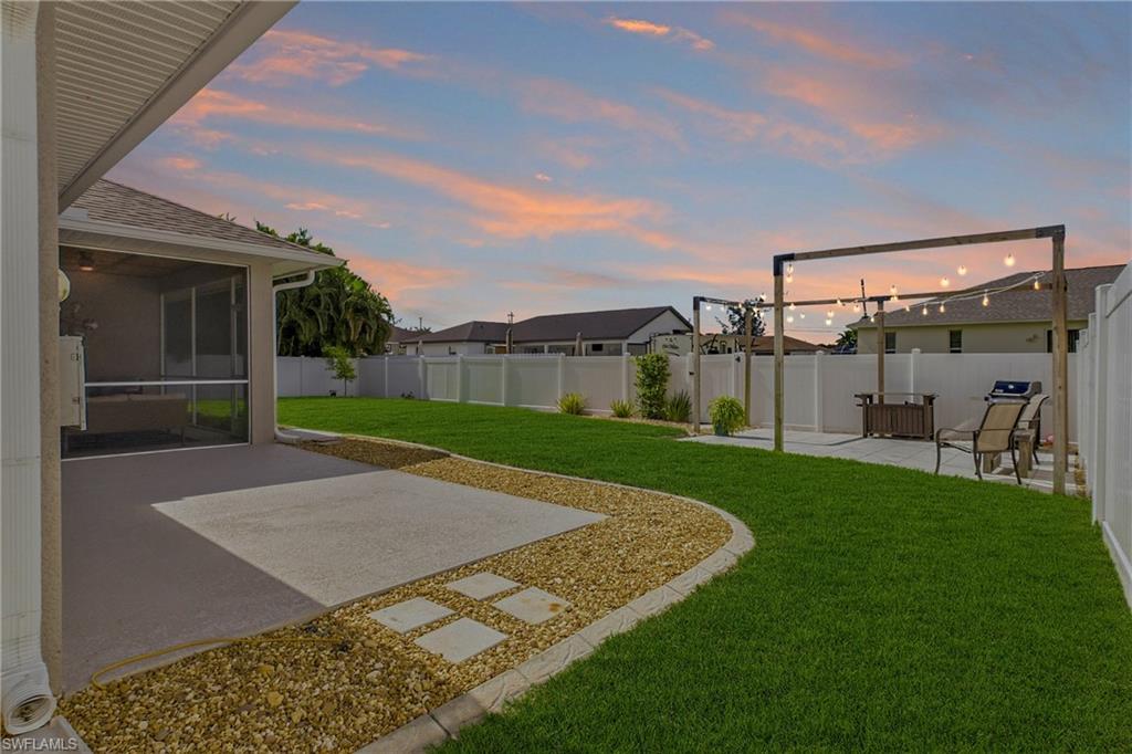 CAPE CORAL - Residential