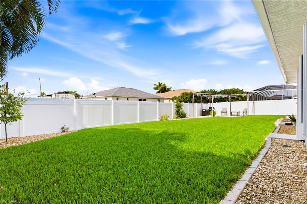 CAPE CORAL - Residential