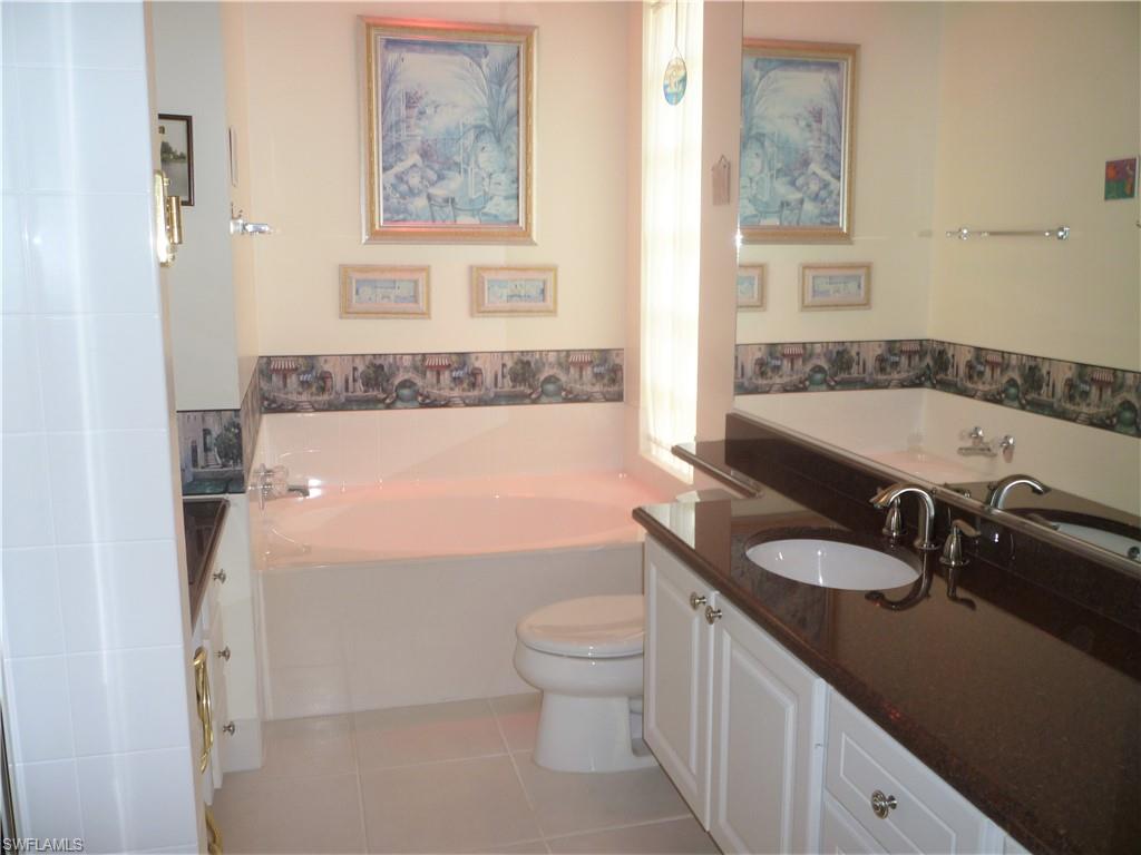 ISLAND WALK - Residential