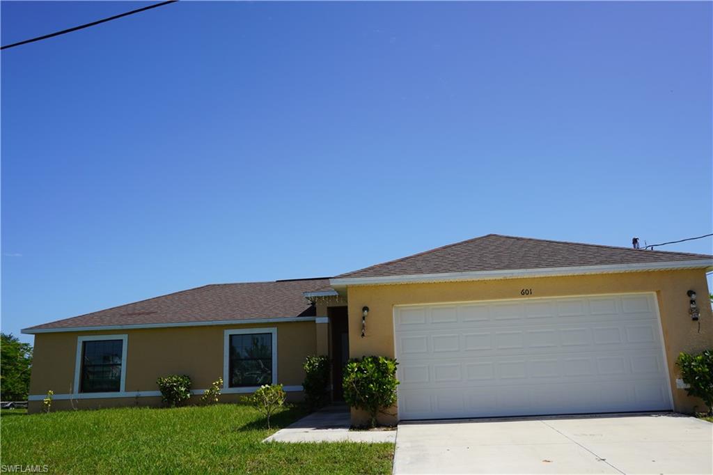 CAPE CORAL - Residential