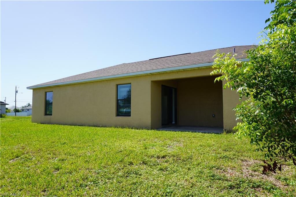 CAPE CORAL - Residential
