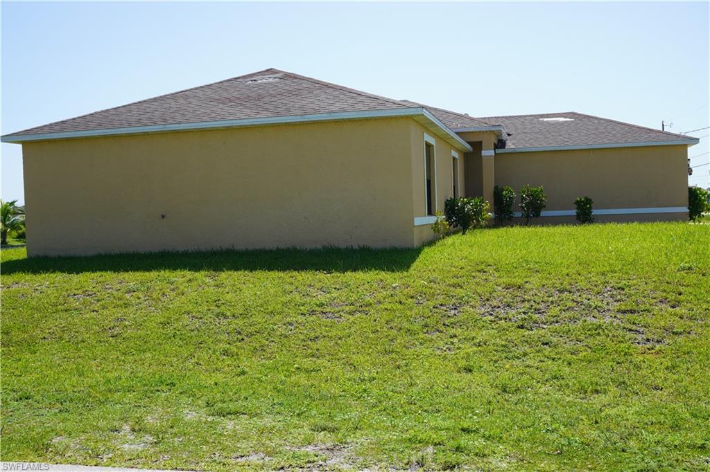 CAPE CORAL - Residential