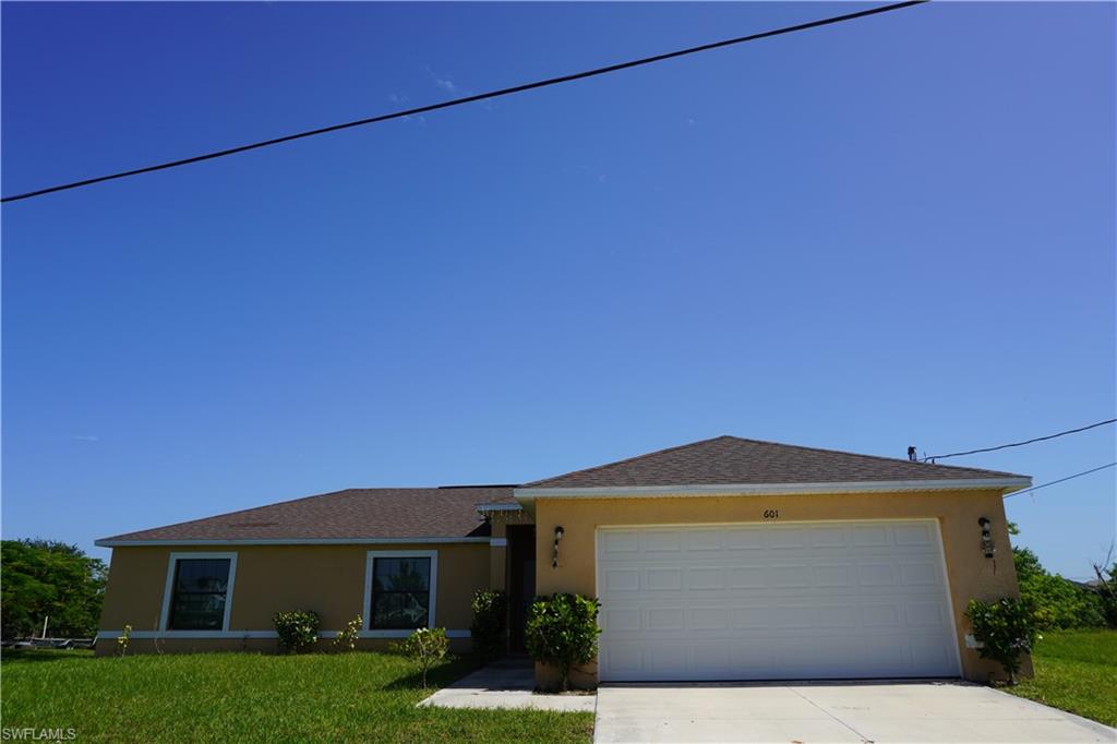 CAPE CORAL - Residential