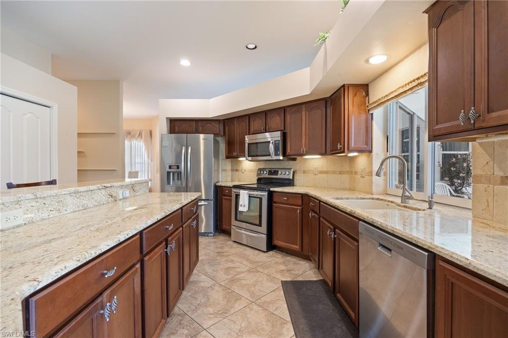 CROSS CREEK ESTATES - Residential