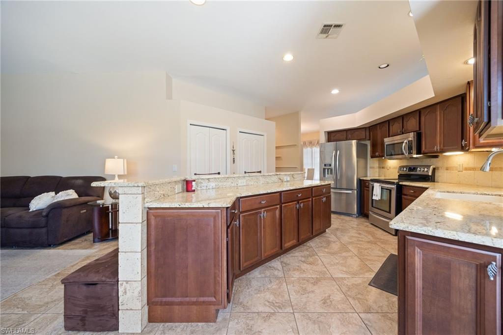 CROSS CREEK ESTATES - Residential
