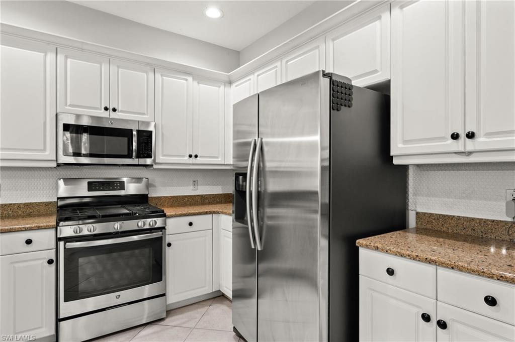 COTTONWOOD BEND - Residential