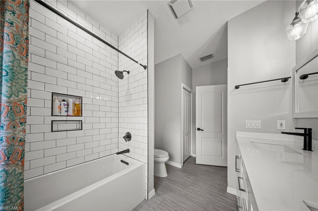 COTTONWOOD BEND - Residential