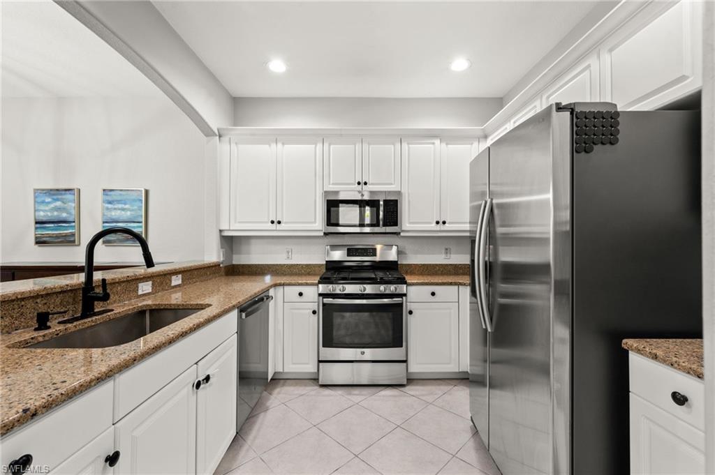 COTTONWOOD BEND - Residential