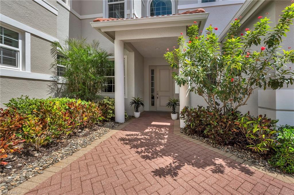 VISTA POINTE - Residential