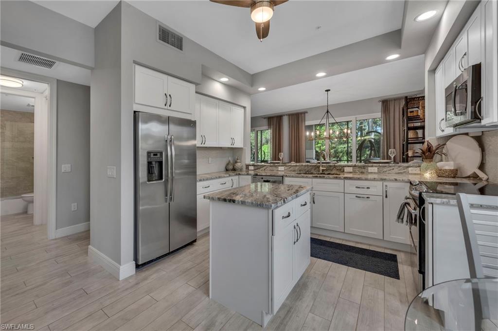 VISTA POINTE - Residential
