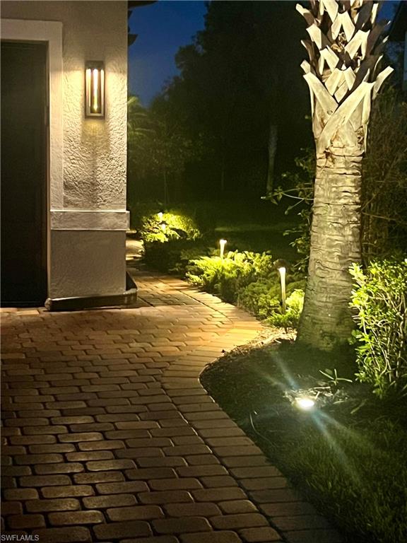 WINDING CYPRESS - Residential