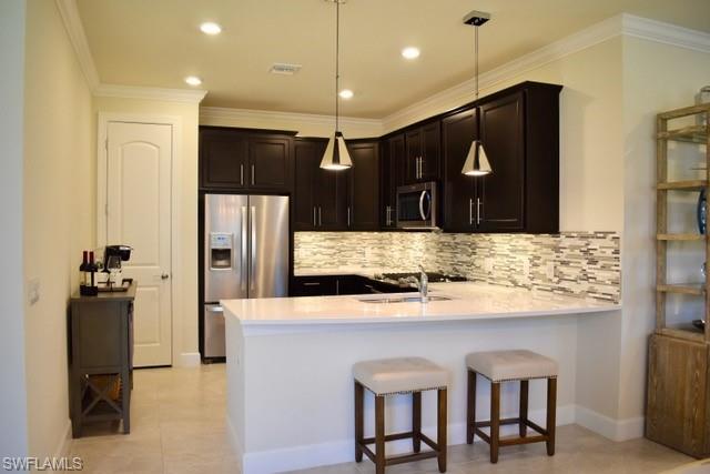 WINDING CYPRESS - Residential
