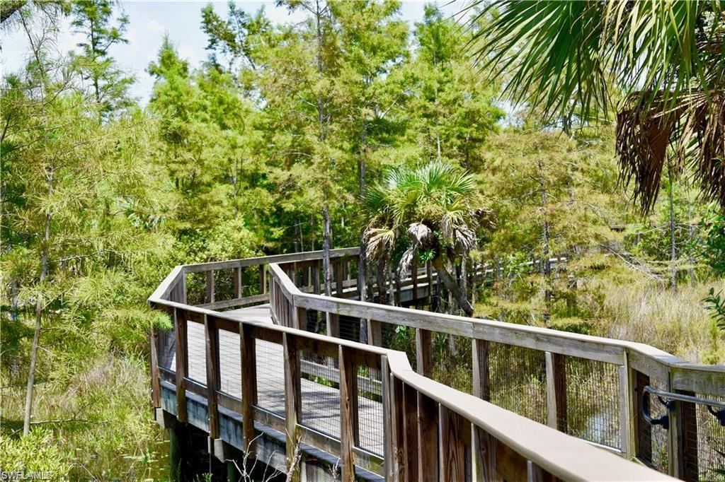 WINDING CYPRESS - Residential