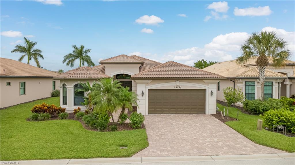 BONITA LAKES - Residential
