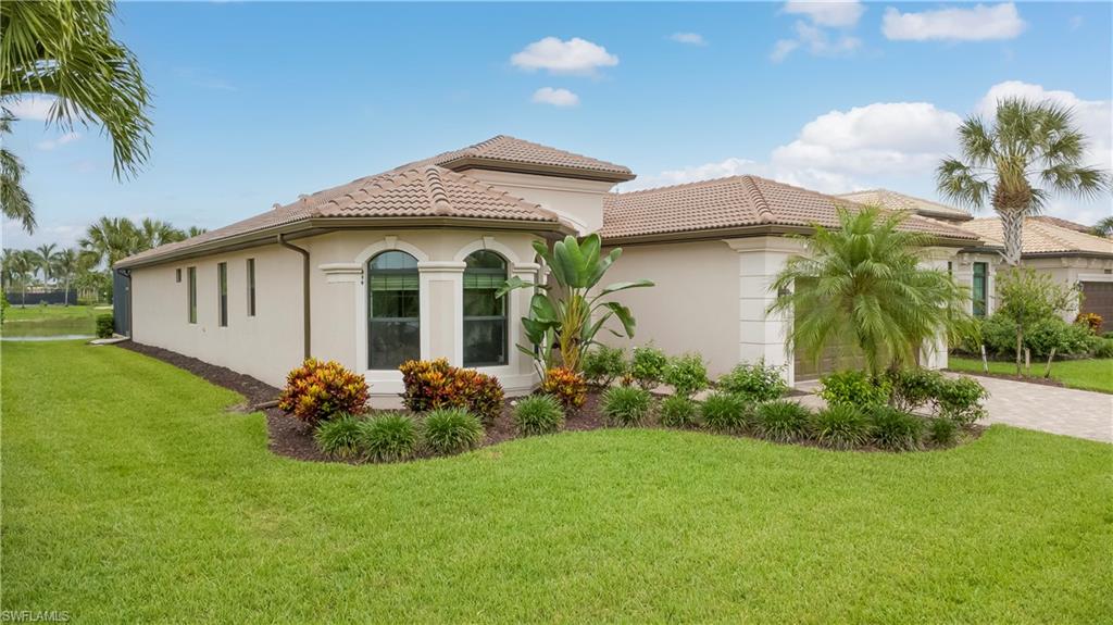 BONITA LAKES - Residential