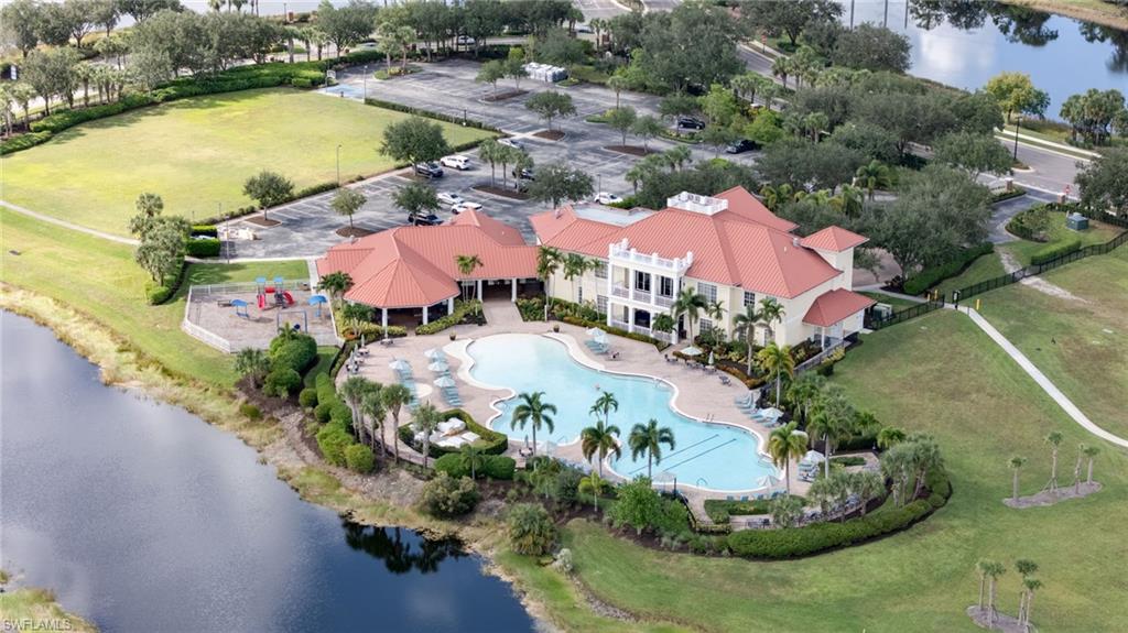 HAMPTON LAKES - Residential