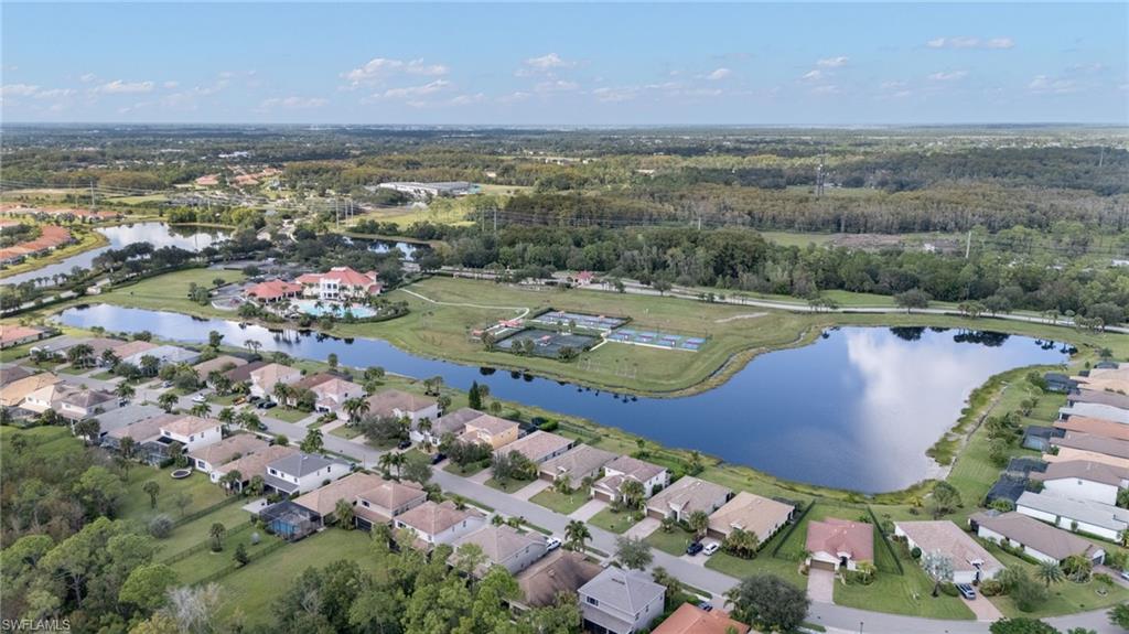 HAMPTON LAKES - Residential