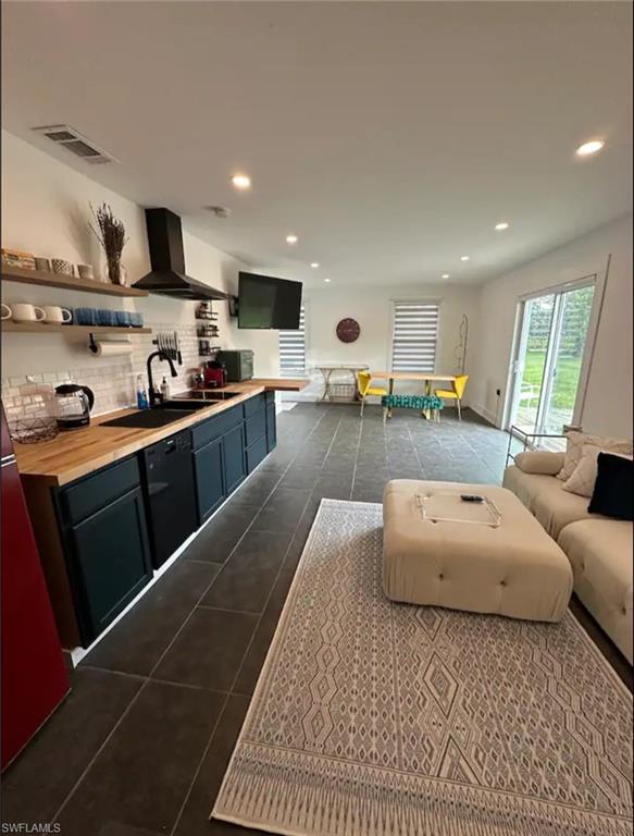 GULF SHORES ESTATES - Residential