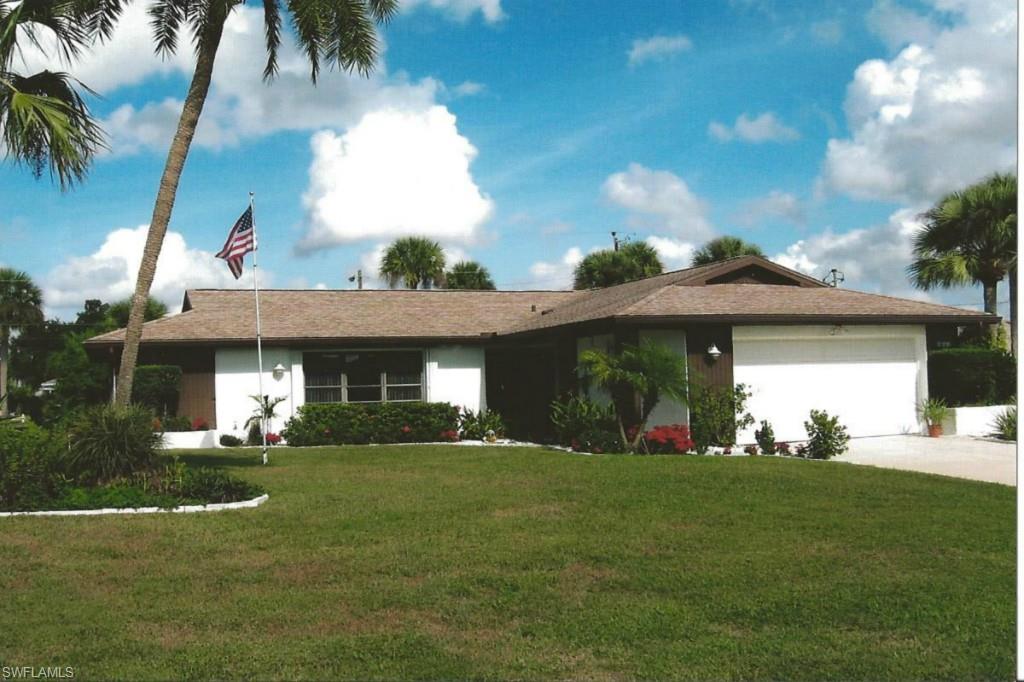 COUNTRY CLUB ESTATES - Residential