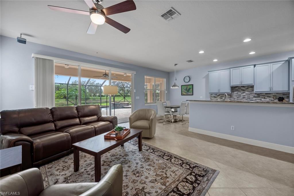 BELLE LAGO - Residential