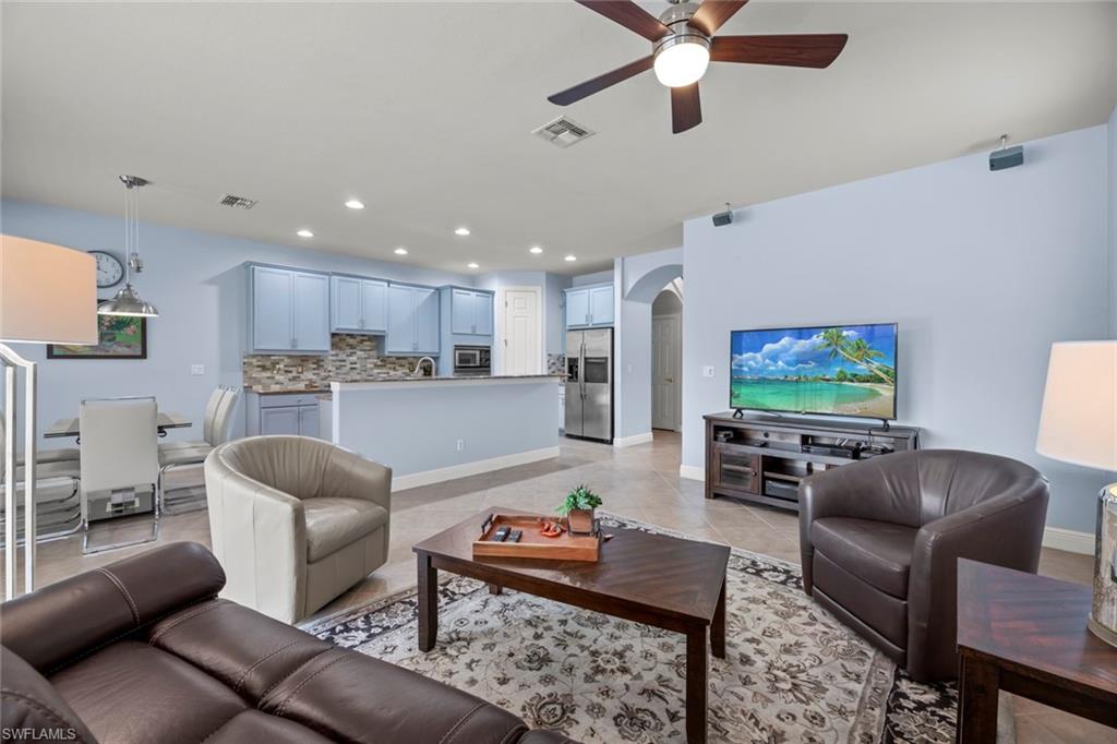 BELLE LAGO - Residential